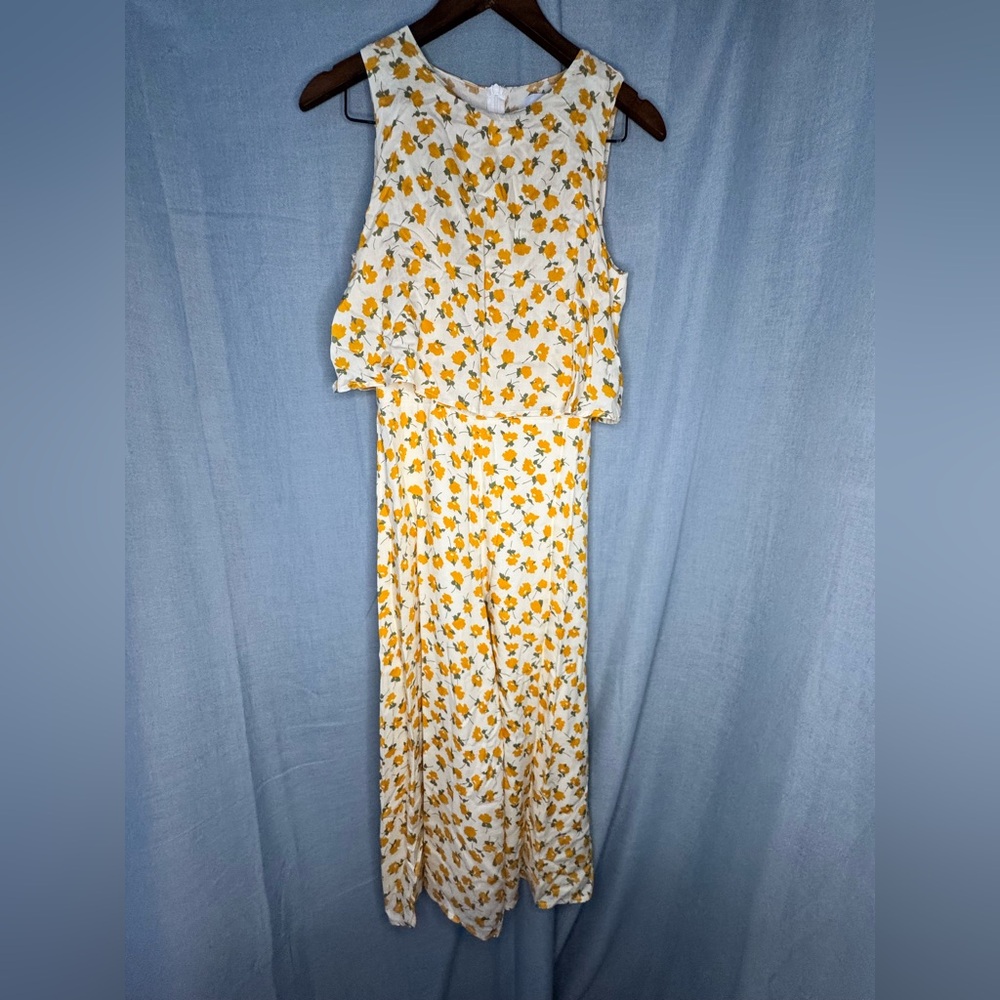 MVN THE LABEL Chic Floral Jumpsuit in Yellow and White